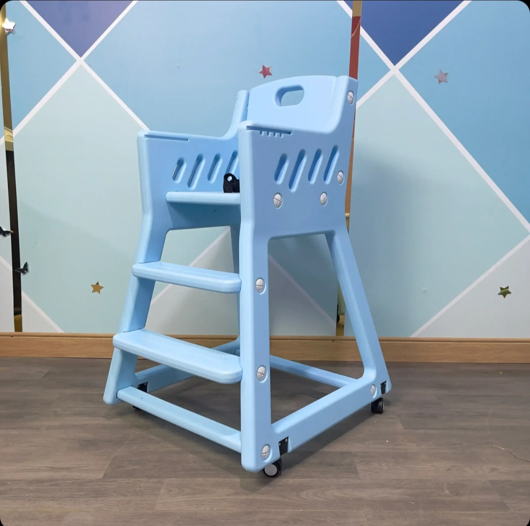 Chaise haute bébé #